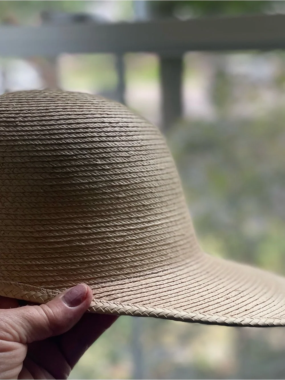 Sunbody Palm Leaf Duckbill Hat Handcrafted Guatemala Sun Protection 7 1/8 EUC